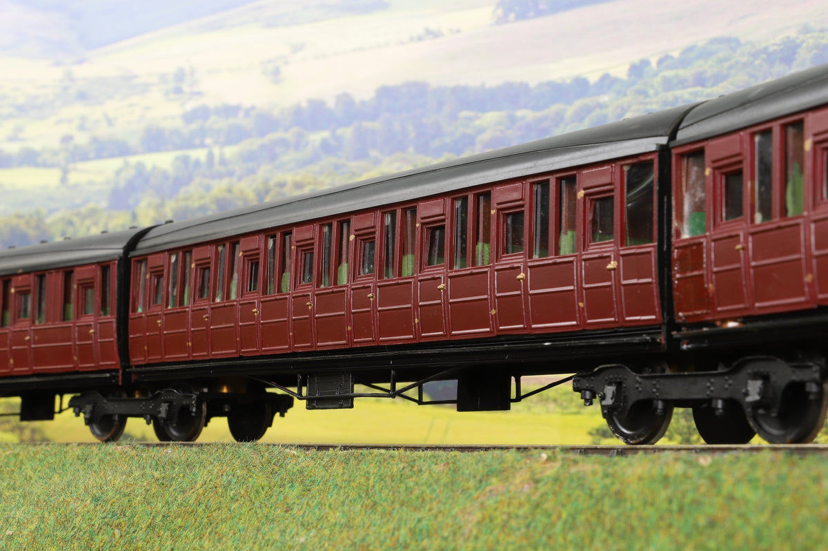 Ian Kirk Kit Built O Gauge LNER 5-Car &#39;Quint-Art&#39; Articulated Set BR Maroon - Set 1