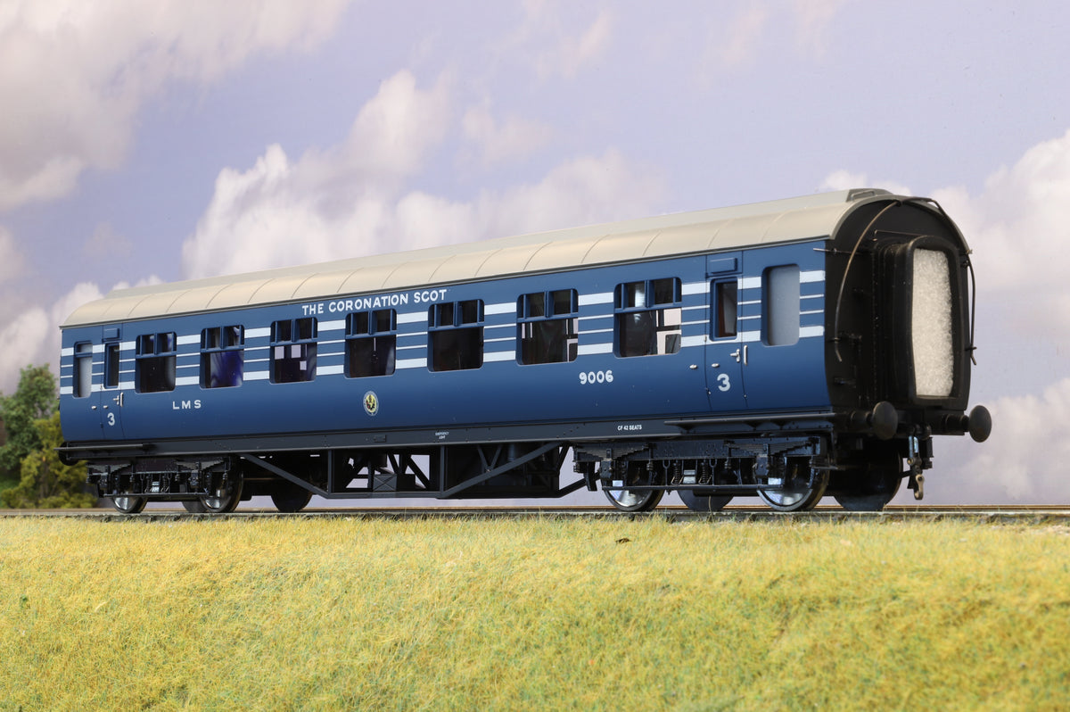 MTH Finescale O Gauge LMS Coronation Scot Coach Streamlined Blue Ellis Clark Trains