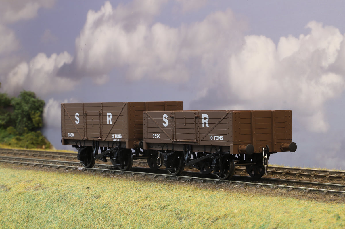 Dapol Finescale O Gauge Pair of SR Open Wagons