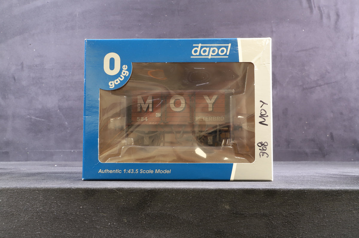Dapol Finescale O Gauge Rake of 3 Weathered Wagons