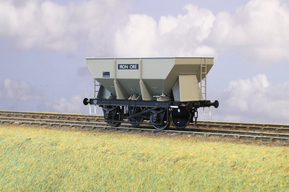 Dapol Finescale O Gauge 24 Ton Steel Hopper, BR Grey, B436446
