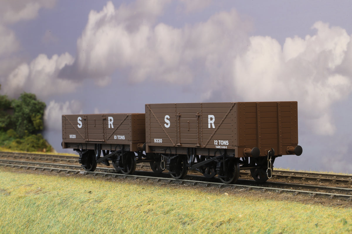 Dapol Finescale O Gauge Pair of SR Open Wagons