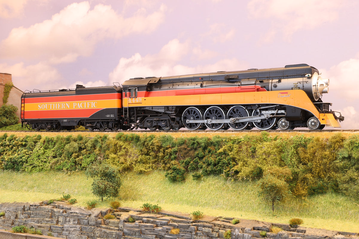 Iron Horse Models/Precision Scale Co. Southern Pacific GS-4 484 Steam Locomotive &#39;Daylight&#39; Livery