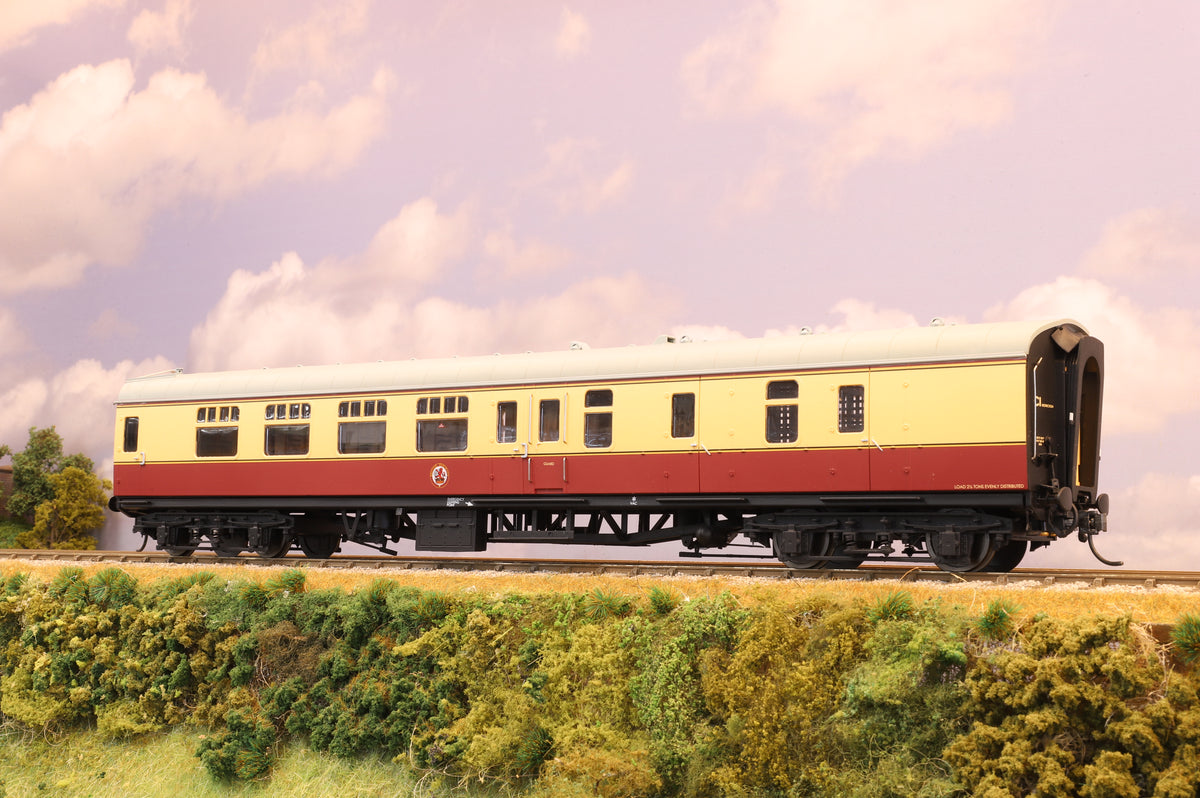 Heljan Finescale O Gauge MK1 BSK BR Carmine &amp; Cream Unnumbered