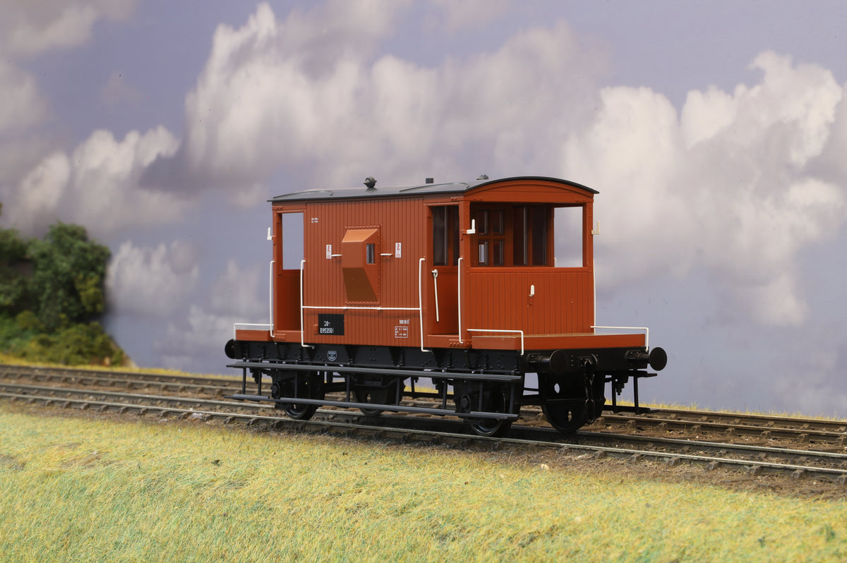 Dapol Finescale O Gauge BR 20T Brake Van No. B953501, BR Bauxite (Oleo Roller Bearing)