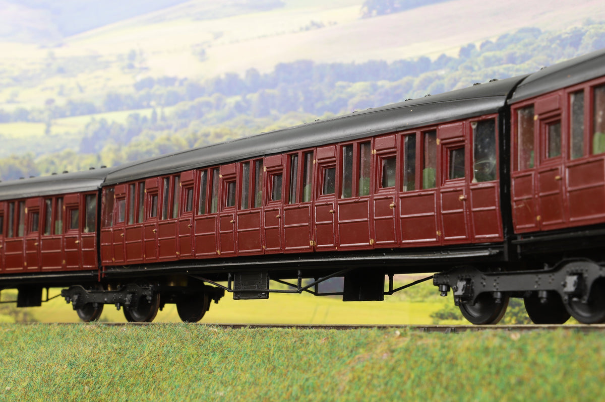 Ian Kirk Kit Built O Gauge LNER 5-Car &#39;Quint-Art&#39; Articulated Set BR Maroon - Set 2