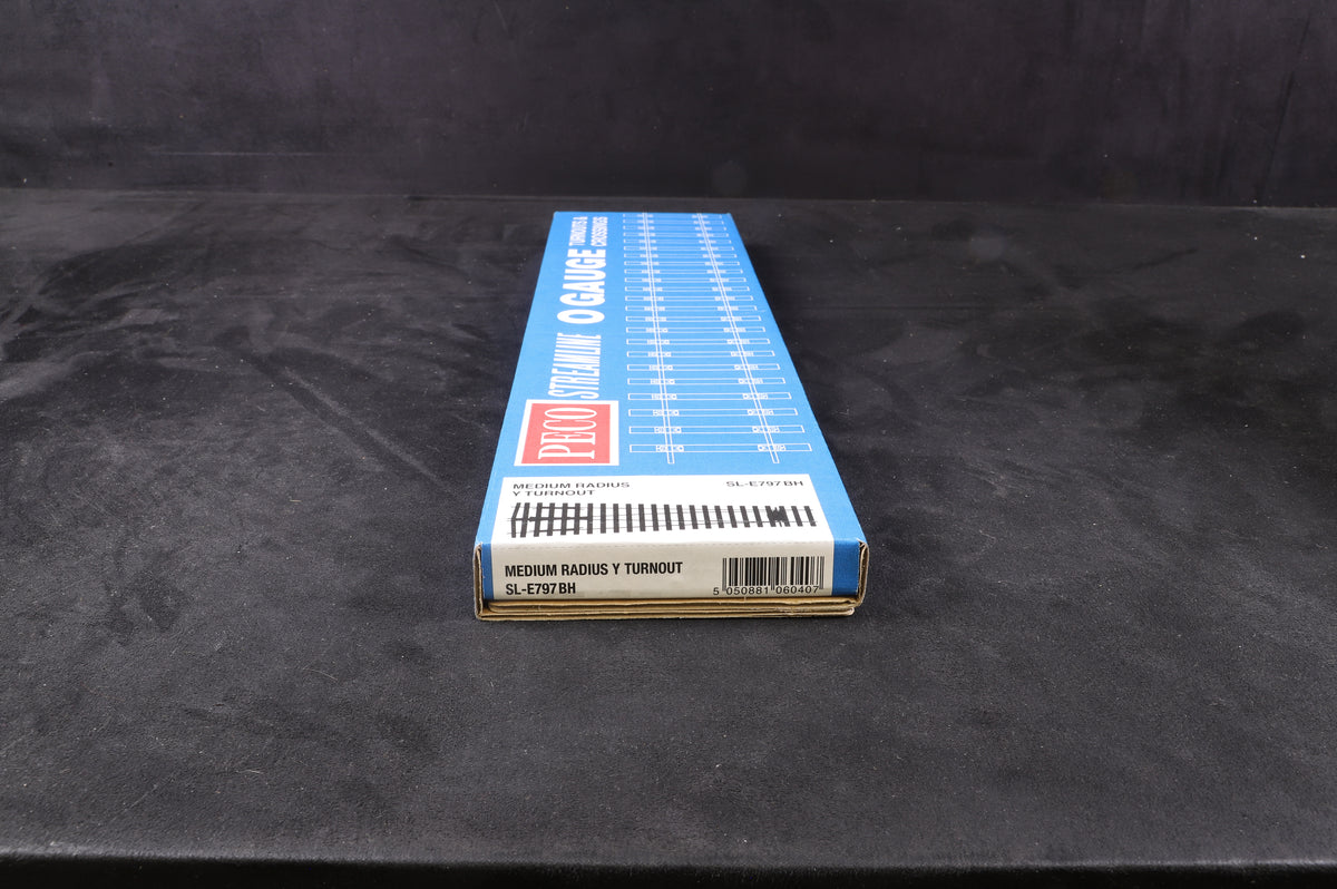 Peco Streamlined Medium Radius 'Y' Turnout