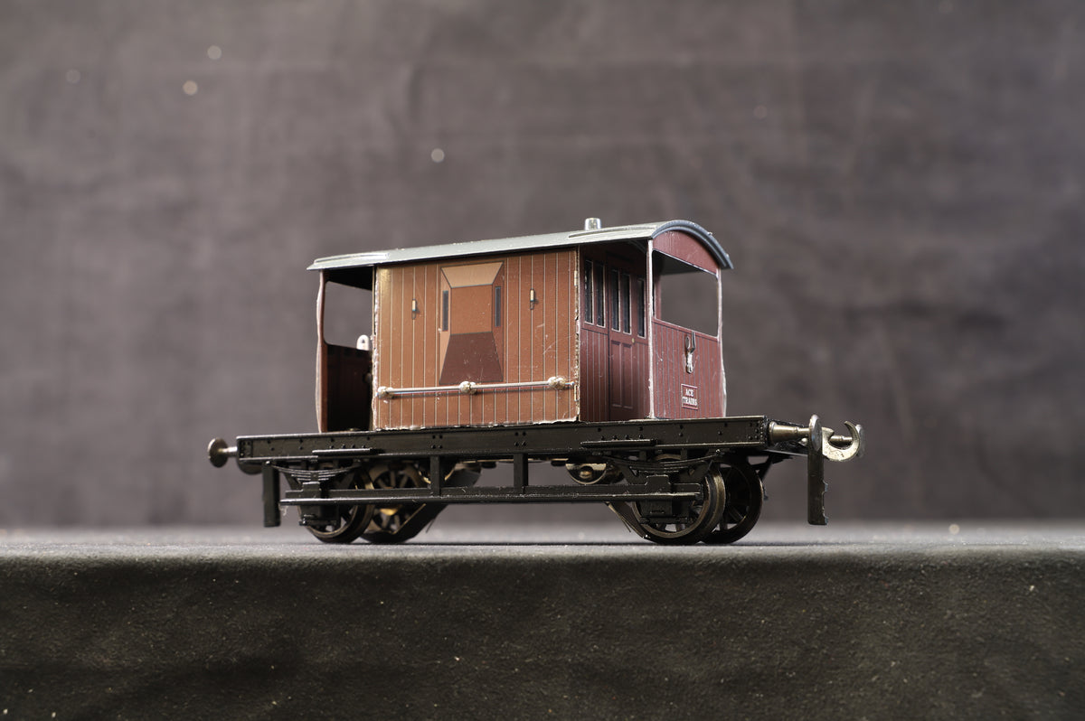 Ace Trains Coarse Scale O Gauge Brake Van (Three-Rail) with Working Tail Lamp