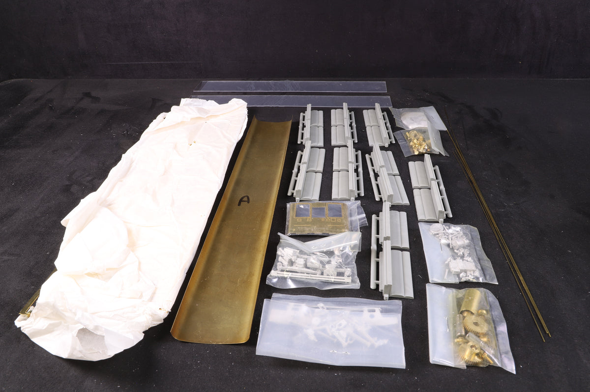 Roxey Mouldings SR/BR 2NOL EMU Locomotive and Trailer Kit