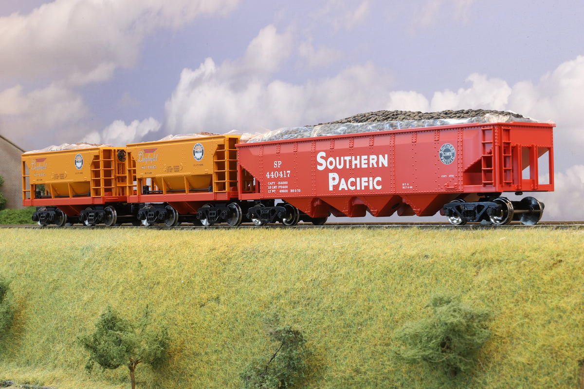 Rail King/MTH O Gauge Rake of 3 x Southern Pacific Freight Cars (Finescale Wheels)