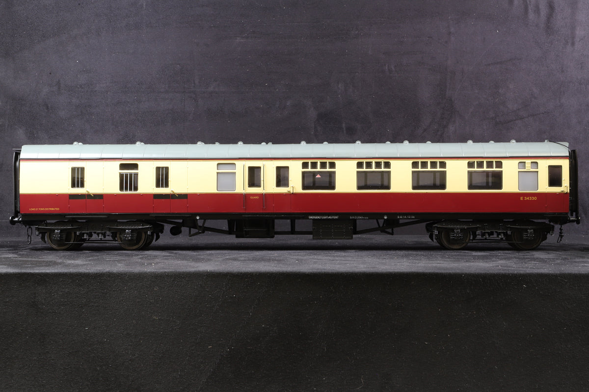 Gauge 1 Model Company Gauge 1 MK1  Brake Second Coaches &#39;E34330&#39; Blood/Custard