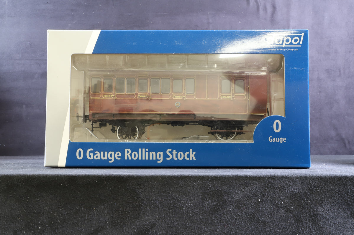 Dapol Finescale O Gauge Rake of 3 Stroudley 4-Wheel Oil Lit Coaches in Mahogany
