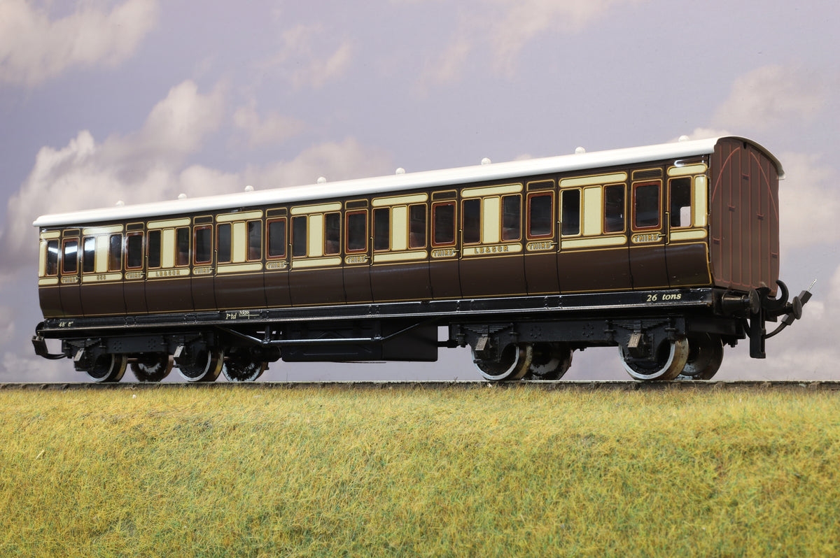 Five Darstaed Coarse Scale O Gauge LB&amp;SCR Bogie Coaches