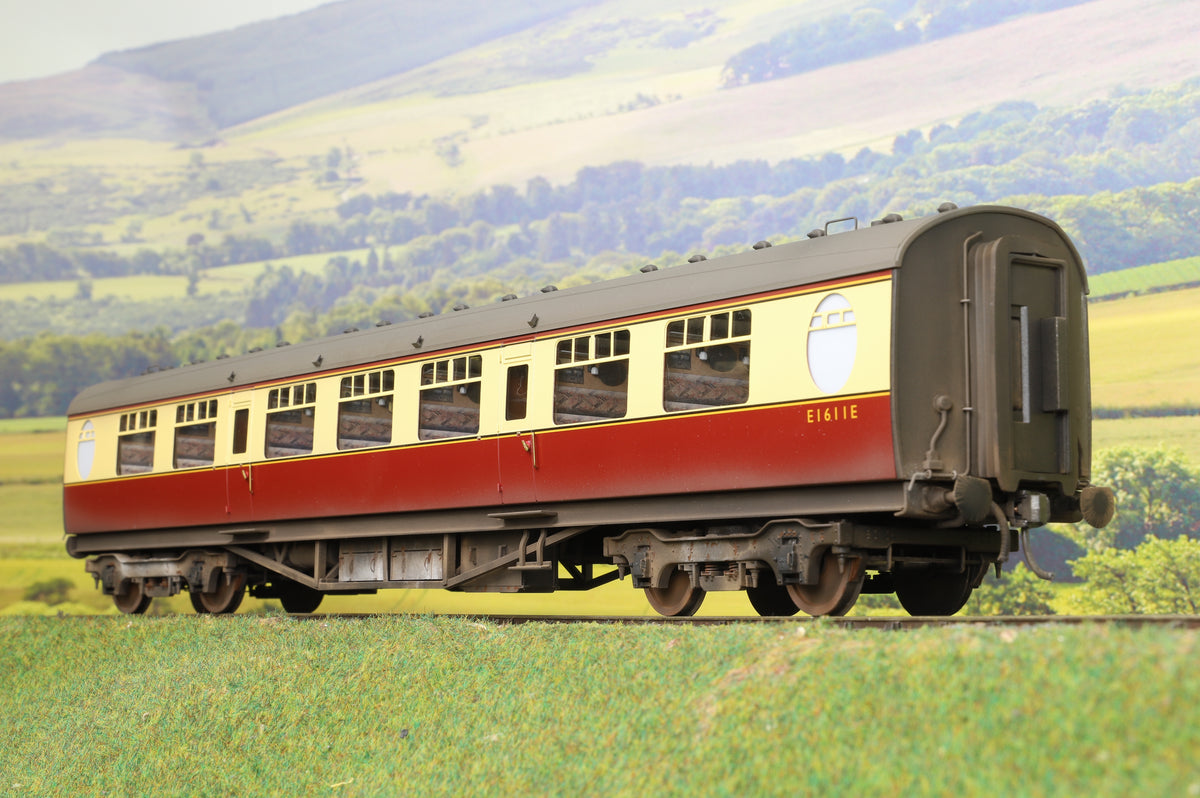 Darstaed Finescale O Gauge Rake of 4 Thompson Coaches, BR Crimson &amp; Cream, Weathered by Neil Armitage