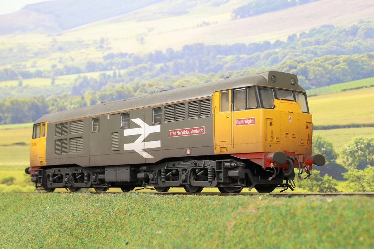 Heljan O Gauge 3120 Class 31 Railfreight Grey/ Yellow &#39;31296&#39; &#39;Tren Nwyddau Amlwch&#39; - Weathered