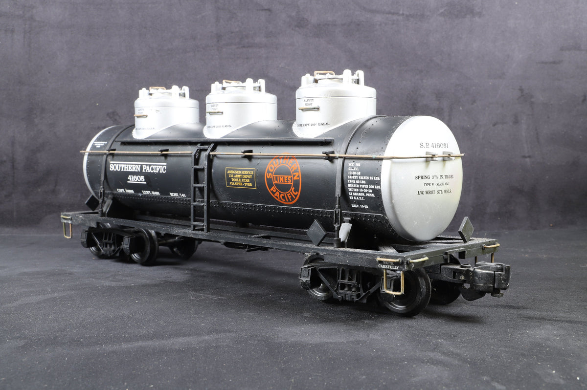 Aristocraft Gauge 1 Rake of 3 Triple-Dome Tank Cars, Inc. 41607 Esso &amp; 2 x 41605 Southern Pacific