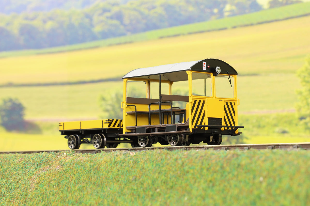 Ellis Clark Trains E1019S Finescale O Gauge Wickham Trolley &amp; Trailer, Engineers Yellow &#39;MPP0007&#39;, DCC Sound