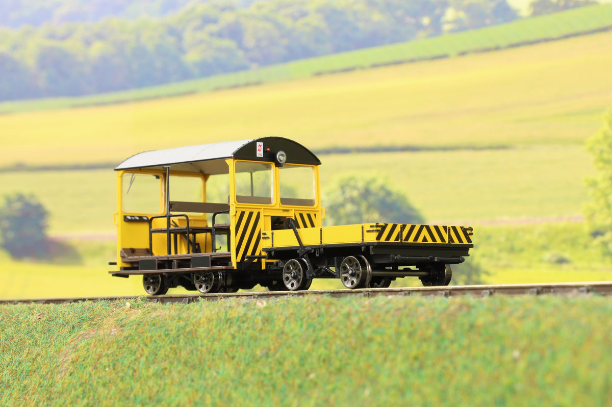 Ellis Clark Trains E1019S Finescale O Gauge Wickham Trolley &amp; Trailer, Engineers Yellow &#39;MPP0007&#39;, DCC Sound