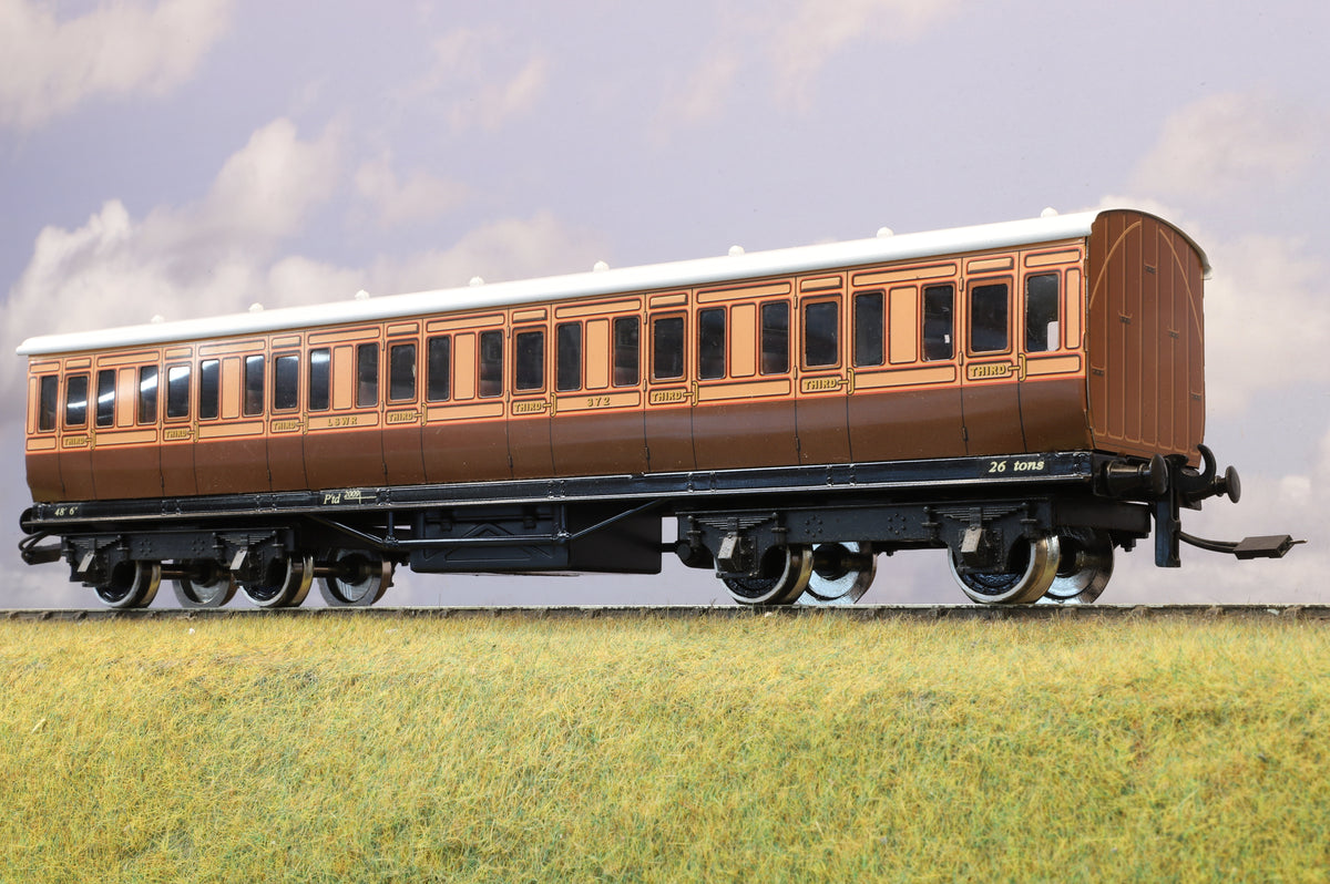 Darstaed Coarse O Gauge 2 x Three sets LSWR Bogie Coaches