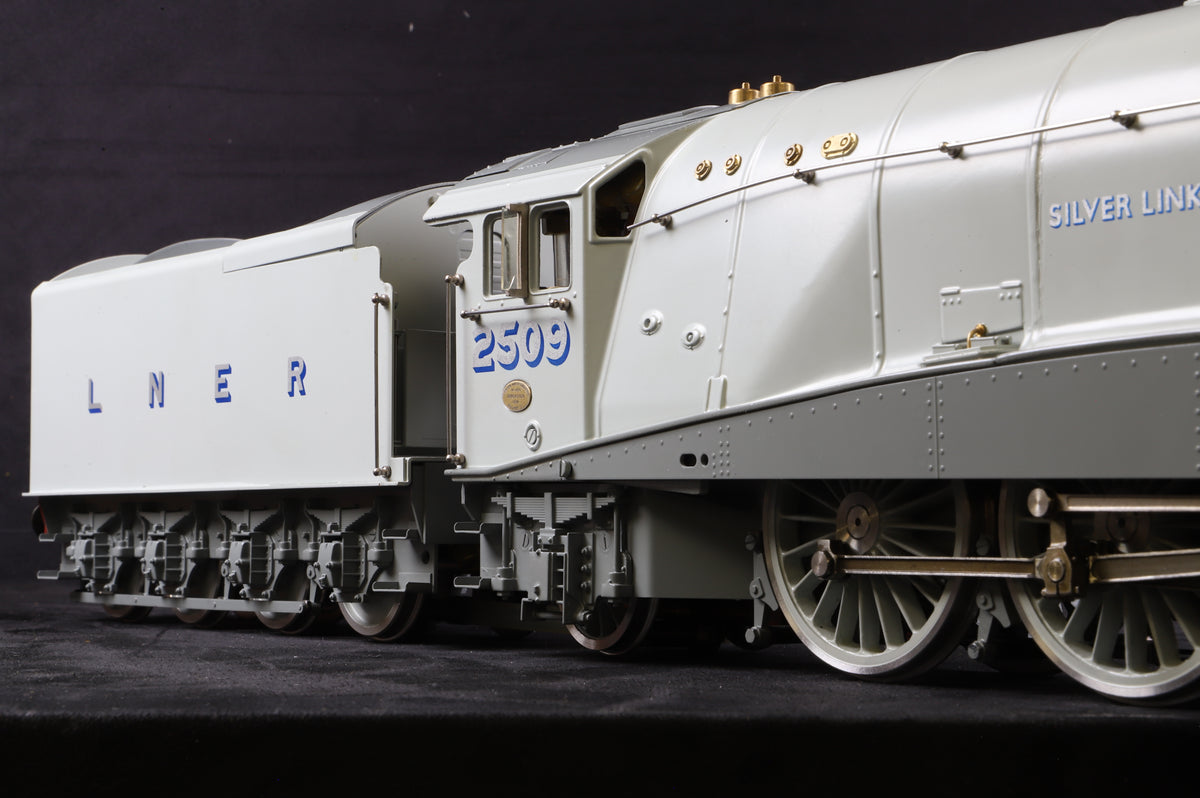 Aster Gauge 1 Live Steam LNER Class A4 No. 2509 'Silver Link'