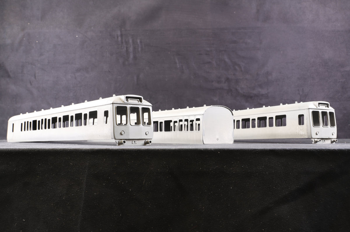 WORKSHOP Finescale O Gauge Part Built Class 117 3-Car DMU