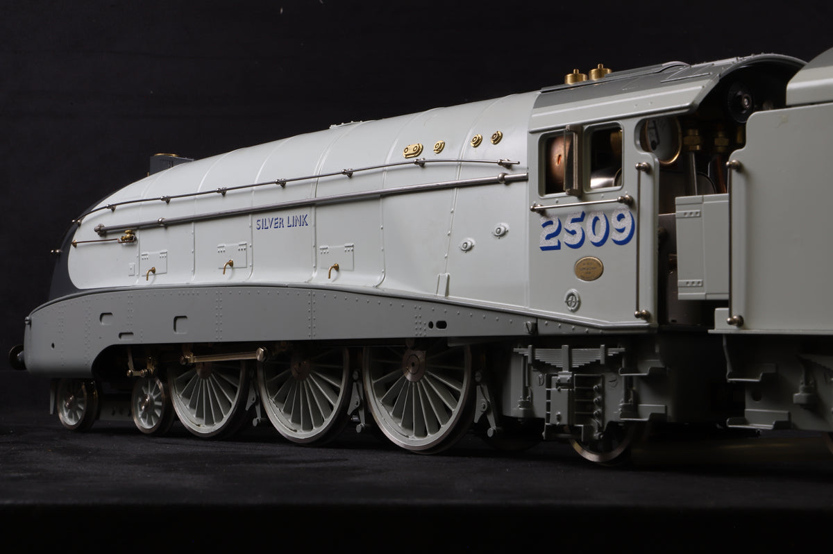 Aster Gauge 1 Live Steam LNER Class A4 No. 2509 'Silver Link'
