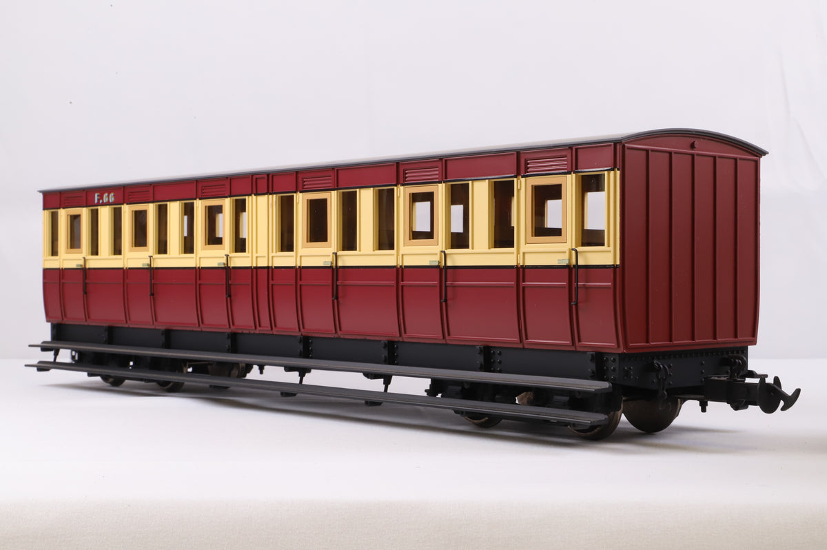 BMS/Accucraft 16mm Scale (45mm Gauge) R19-16 Isle of Man Railway Third Class Coach Maroon & Cream