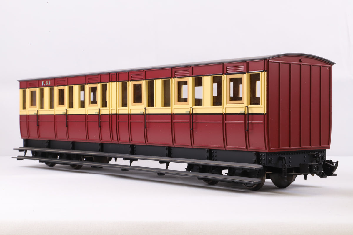 BMS/Accucraft 16mm Scale (45mm Gauge) R19-16 Isle of Man Railwayk Third Class Coach Maroon & Cream