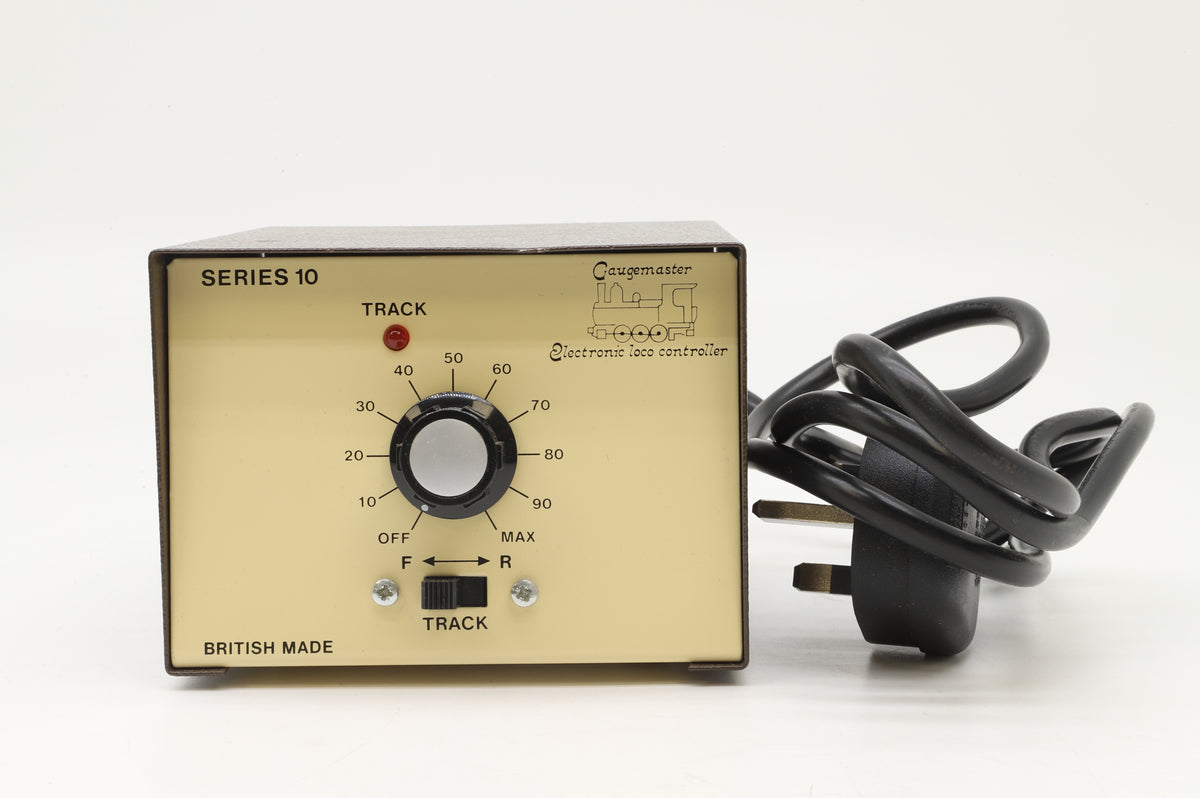 Gaugemaster Model 10LGB G/O Scale Model Railway Controller