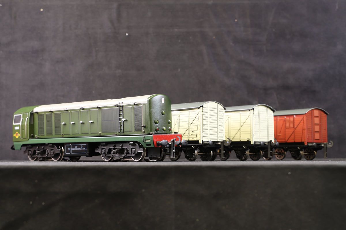 Bassett-Lowke Coarse Scale O Gauge &#39;Diesel Era&#39; Train Pack with Class 20 &amp; 3 x Goods Vans