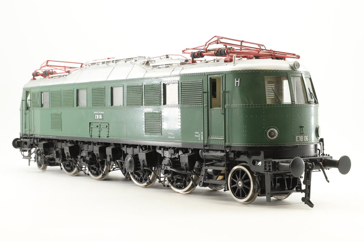 J&M Models Gauge 1 E18/E19 No. E18 016, DRG Green, DCC Sound