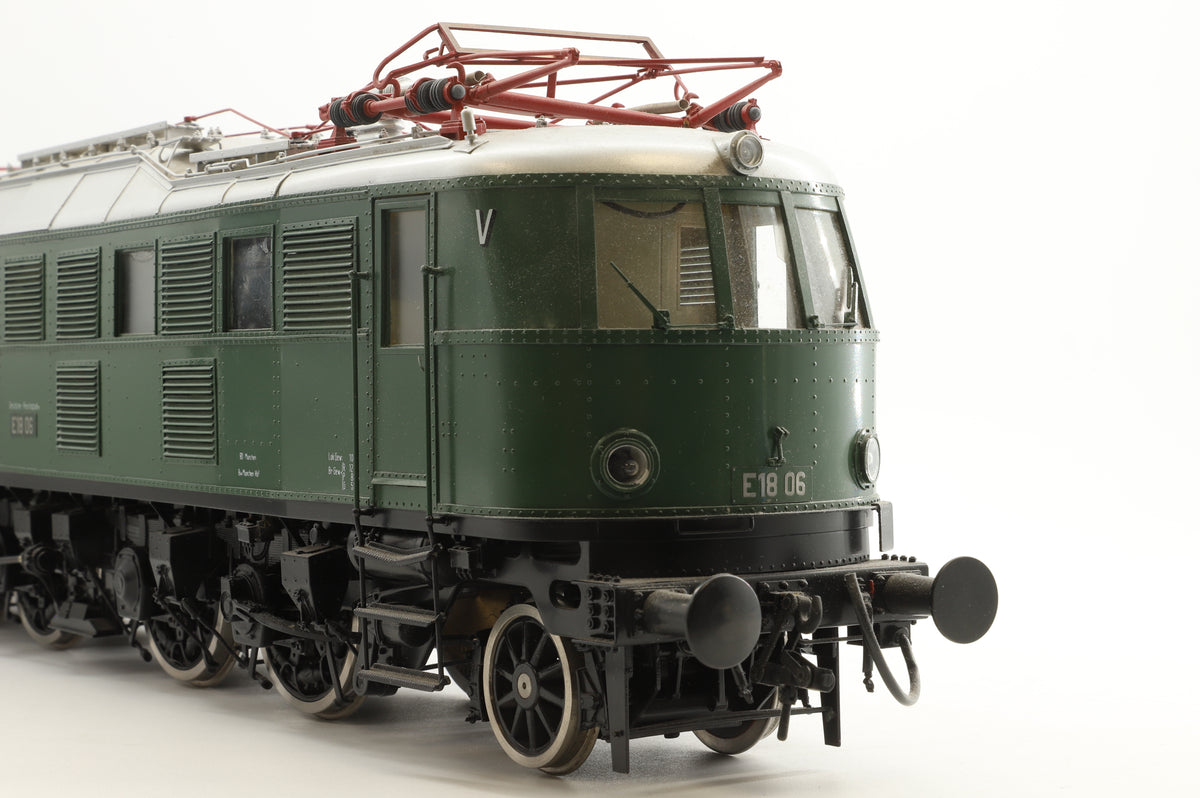 J&M Models Gauge 1 E18/E19 No. E18 016, DRG Green, DCC Sound