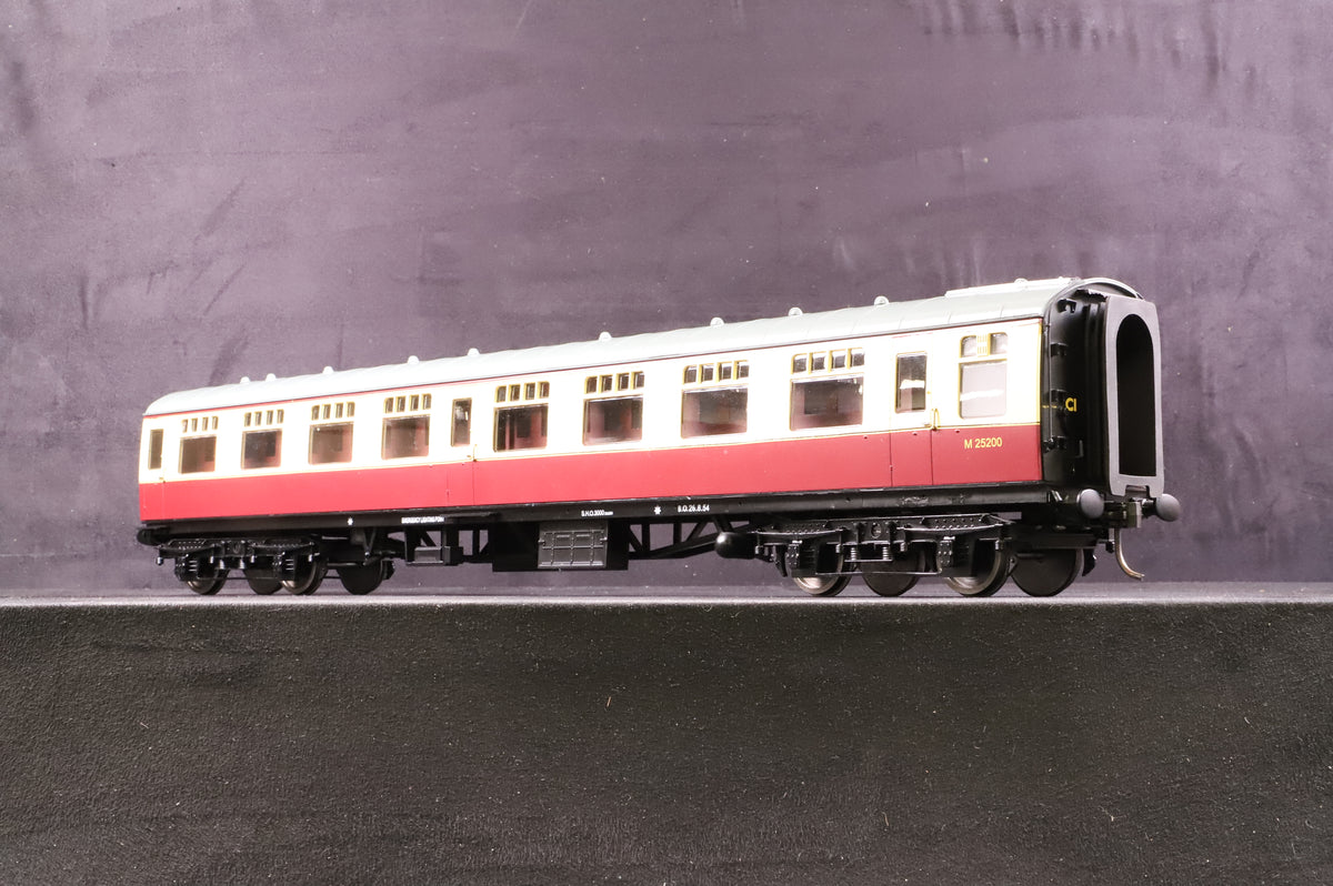 The Gauge 1 Model Co. 1:32 Gauge 1 SK Second Corridor Passenger Coach, Blood &amp; Custard &#39;M25200&#39;