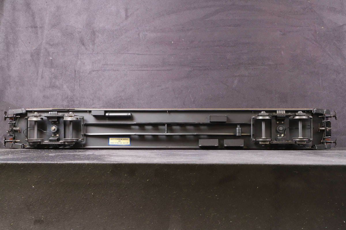 J&M Models Gauge 1 CIWL 'Golden Arrow' Pullman Car with Kitchen