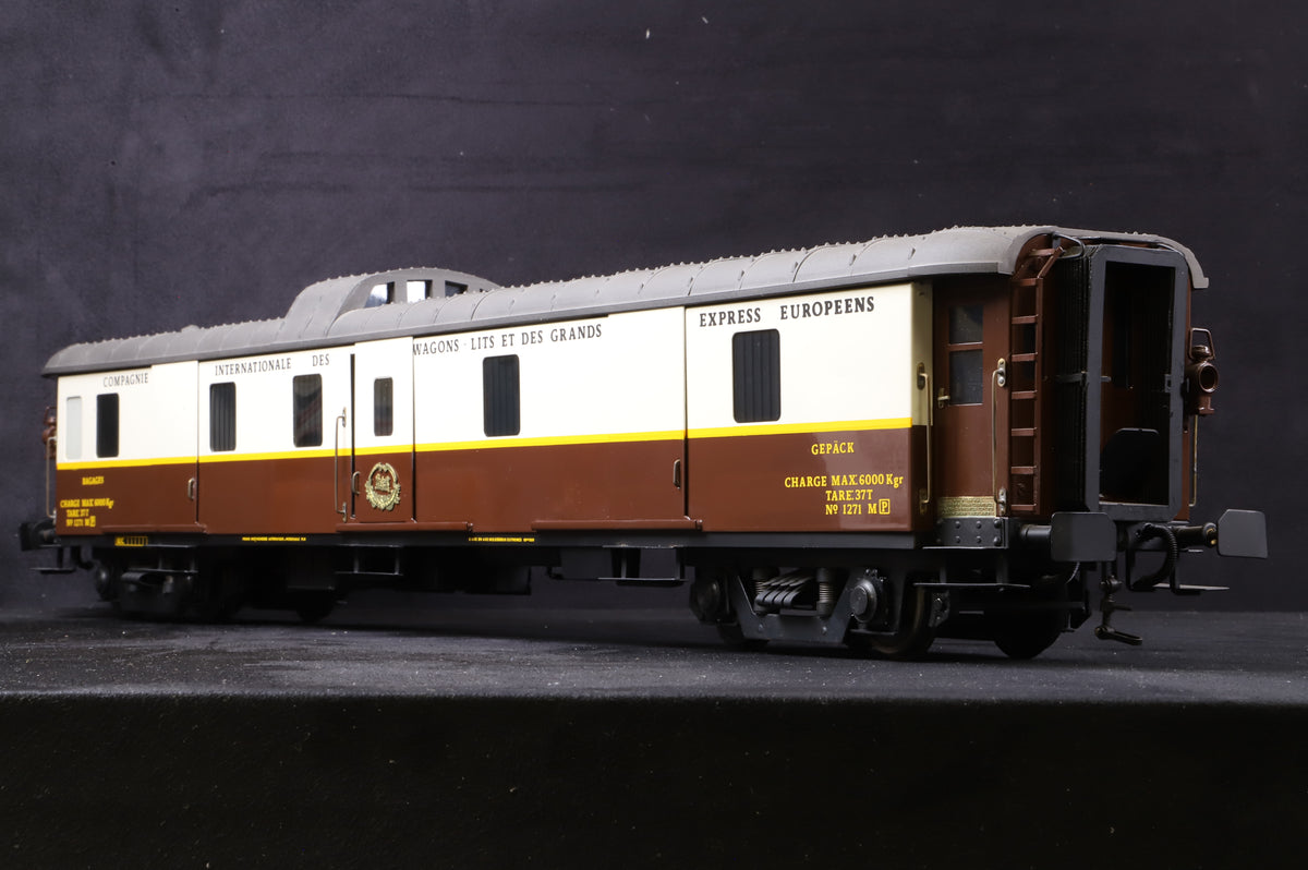 J&M Models Gauge 1 CIWL 'Golden Arrow' Baggage Car No. 1271
