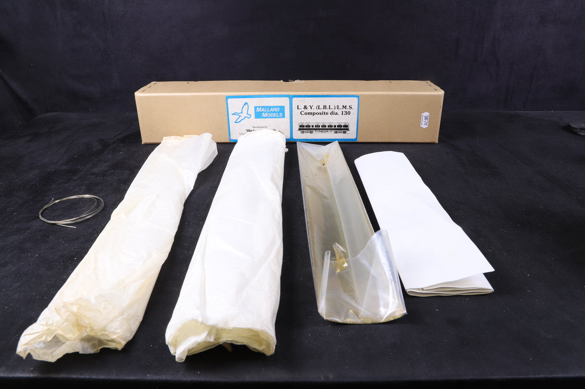 Mallard Models LYR Dia. 130 Composite Coach Kit