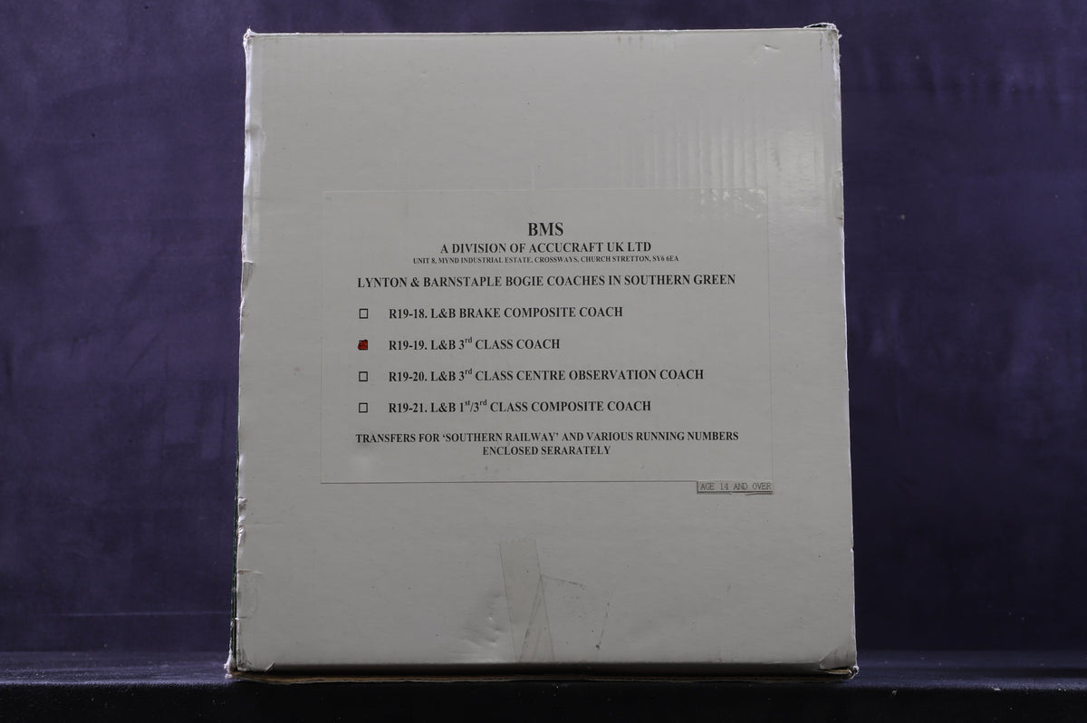 BMS/Accucraft 16mm Scale (45mm Gauge) Lynton & Barnstaple Third Class Coach R19-19, SR Green