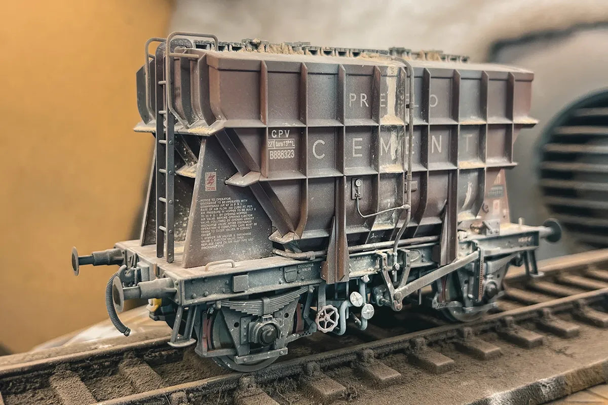 Weathering and Customisation by Neil Armitage