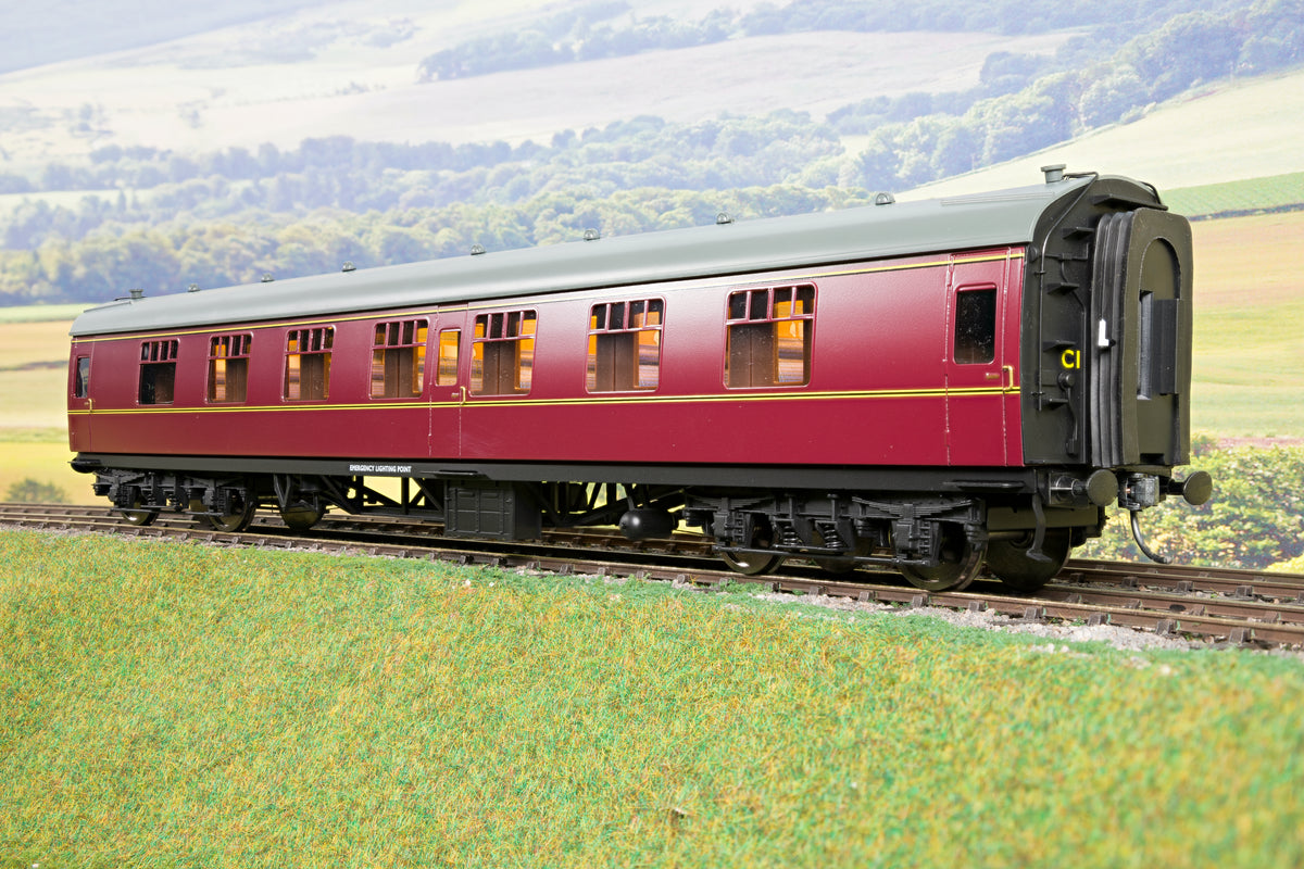 Darstaed D21-5-05 Finescale O Gauge BR Mk1 FK (First Class Corridor), Lined Maroon