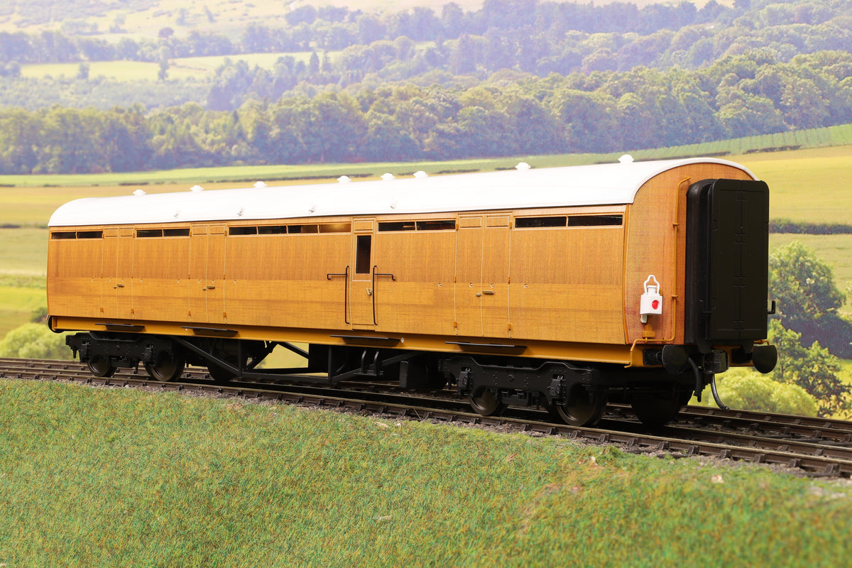 Darstaed D24-1-07U Finescale O Gauge LNER Thompson Mainline BG (Full Brake) Coach, Teak &#39;Un-numbered&#39;