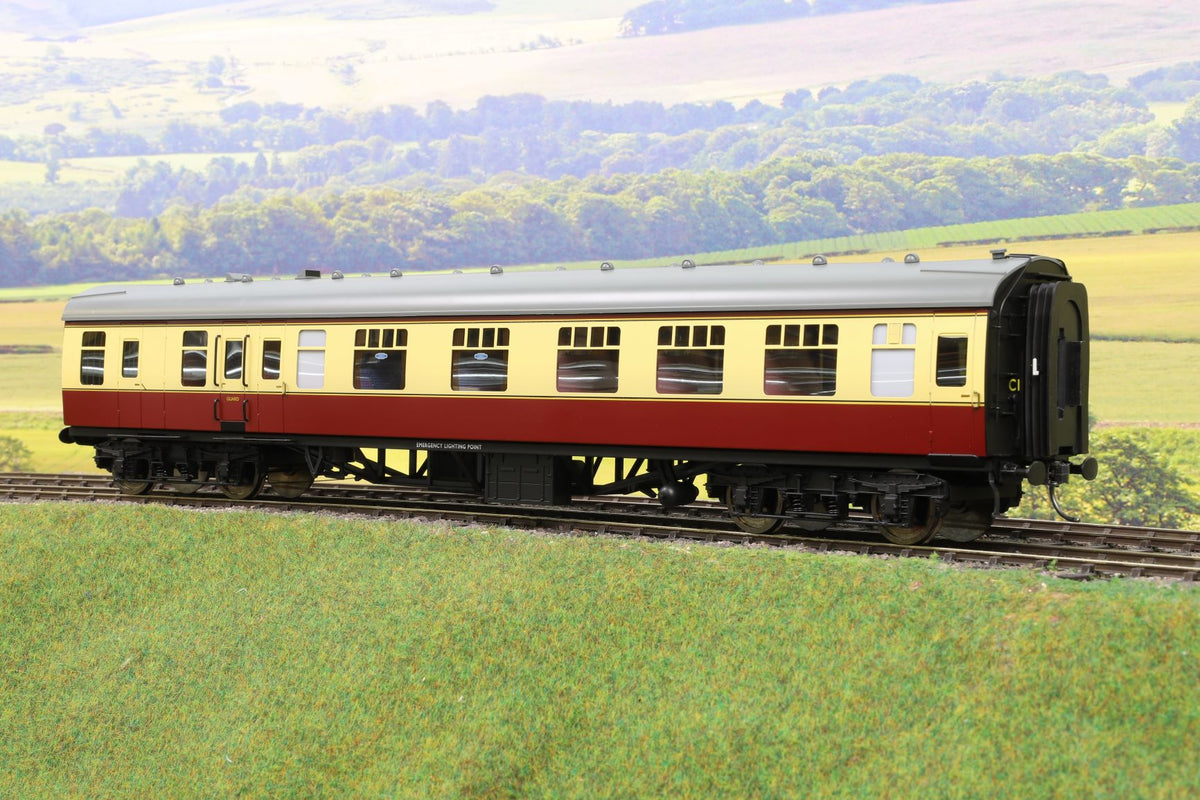 Darstaed D21-1-04 Finescale O Gauge BR Mk1 BCK (Brake Composite Corridor), Blood &amp; Custard