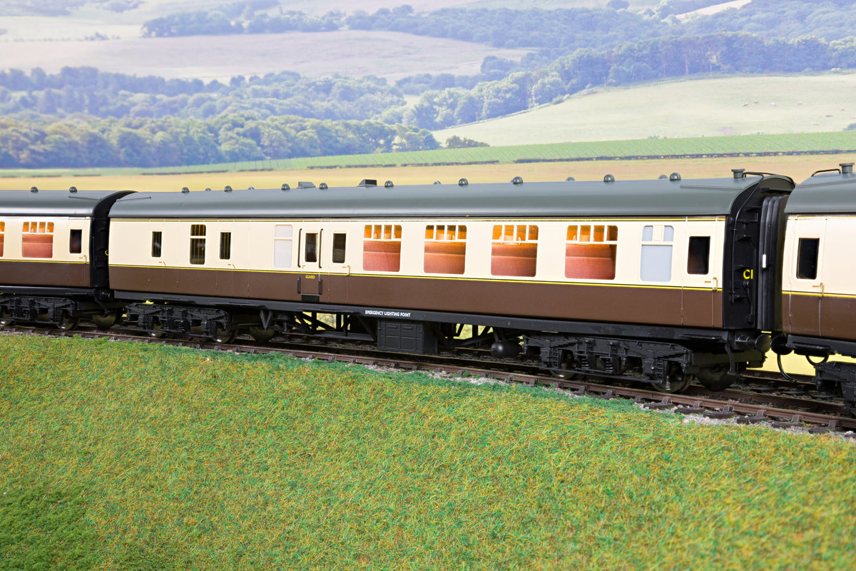 Darstaed D21-2-03 Finescale O Gauge BR Mk1 BSK (Brake Second Corridor), Choc &amp; Cream