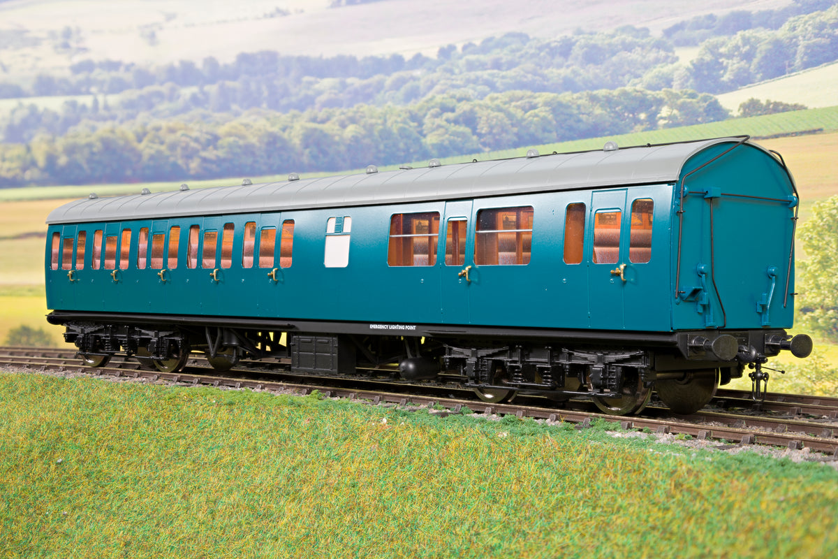 Darstaed D23-3-4 7mm Finescale O Gauge BR 57&#39; Mk1 Composite with Lavatory (CL) Coach, BR Blue