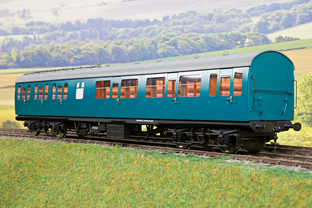 Darstaed D23-3-4 7mm Finescale O Gauge BR 57&#39; Mk1 Composite with Lavatory (CL) Coach, BR Blue