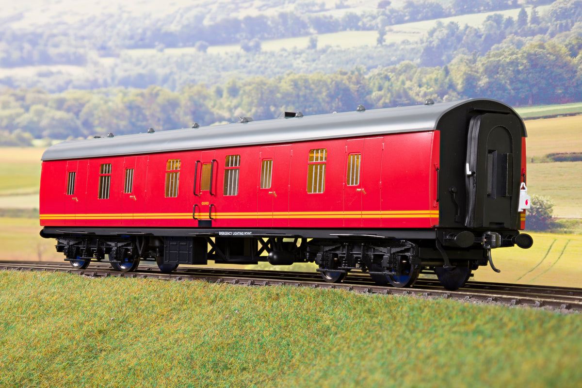 Darstaed Finescale O Gauge D22-09 Mk1 57&#39; BG, Royal Mail Red