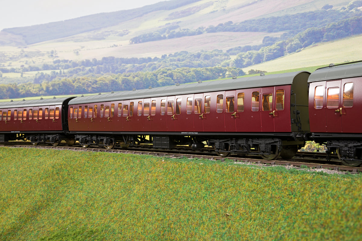 Darstaed D23-6-2 7mm Finescale O Gauge BR 57&#39; Mk1 Suburban Second Open (SO) Coach, BR Un-Lined Maroon