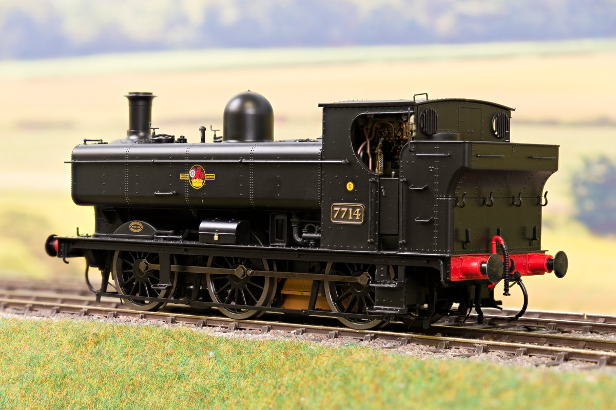 Dapol 7S-007-011 O Gauge Class 57xx Pannier Tank &#39;7714&#39;, BR Black Late Crest