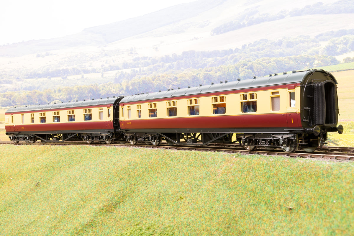 MTH 22-60047 Finescale O Gauge (2-Rail) Ex-LMS BR Crimson &amp; Cream 2 Car Passenger Set M1055 &amp; M5057