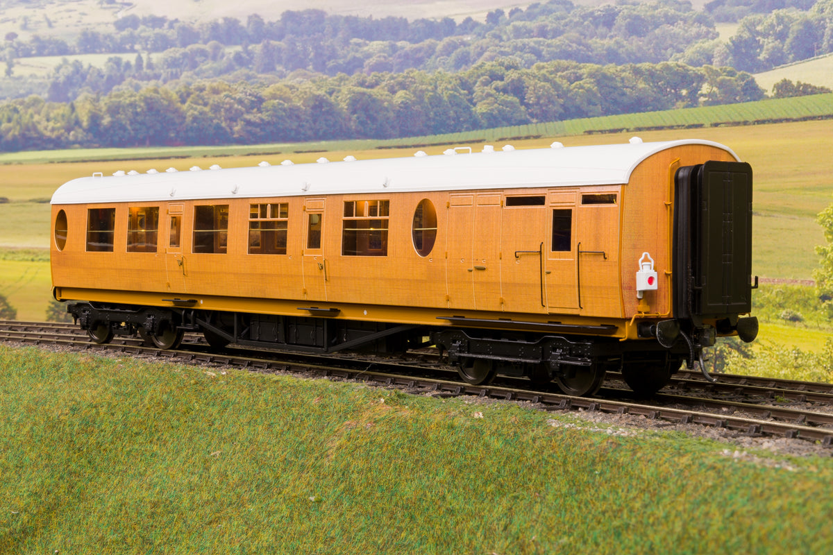 Darstaed D24-1-03U Finescale O Gauge LNER Thompson Mainline BCK (Brake Comp Class) Coach, Teak &#39;Unnumbered&#39;