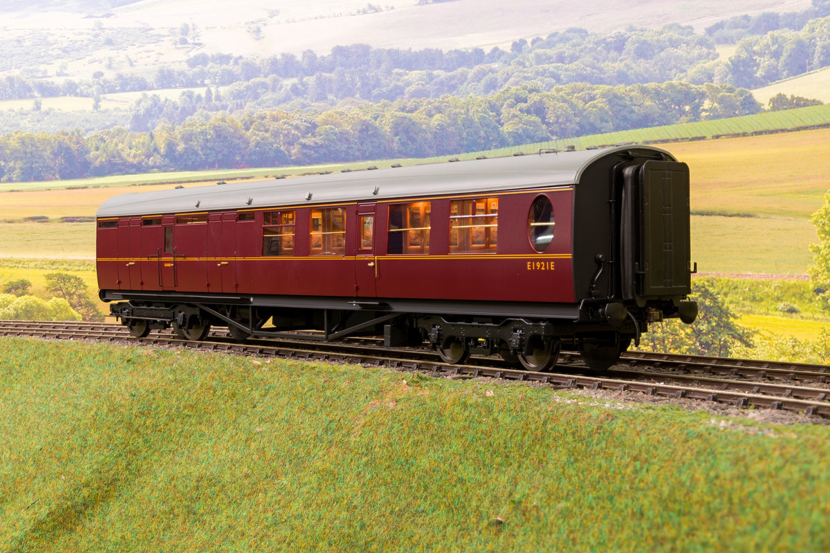 Darstaed D24-3-02A Finescale O Gauge LNER Thompson Mainline BTK (Brake Third Corridor) Coach, Lined Maroon &#39;E1921E&#39;